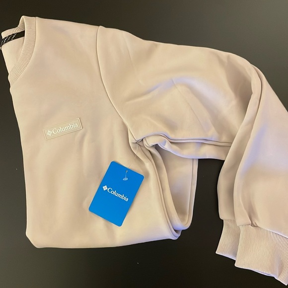 Women’s Columbia Marble Canyon Crew Sweatshirt - Picture 3 of 8